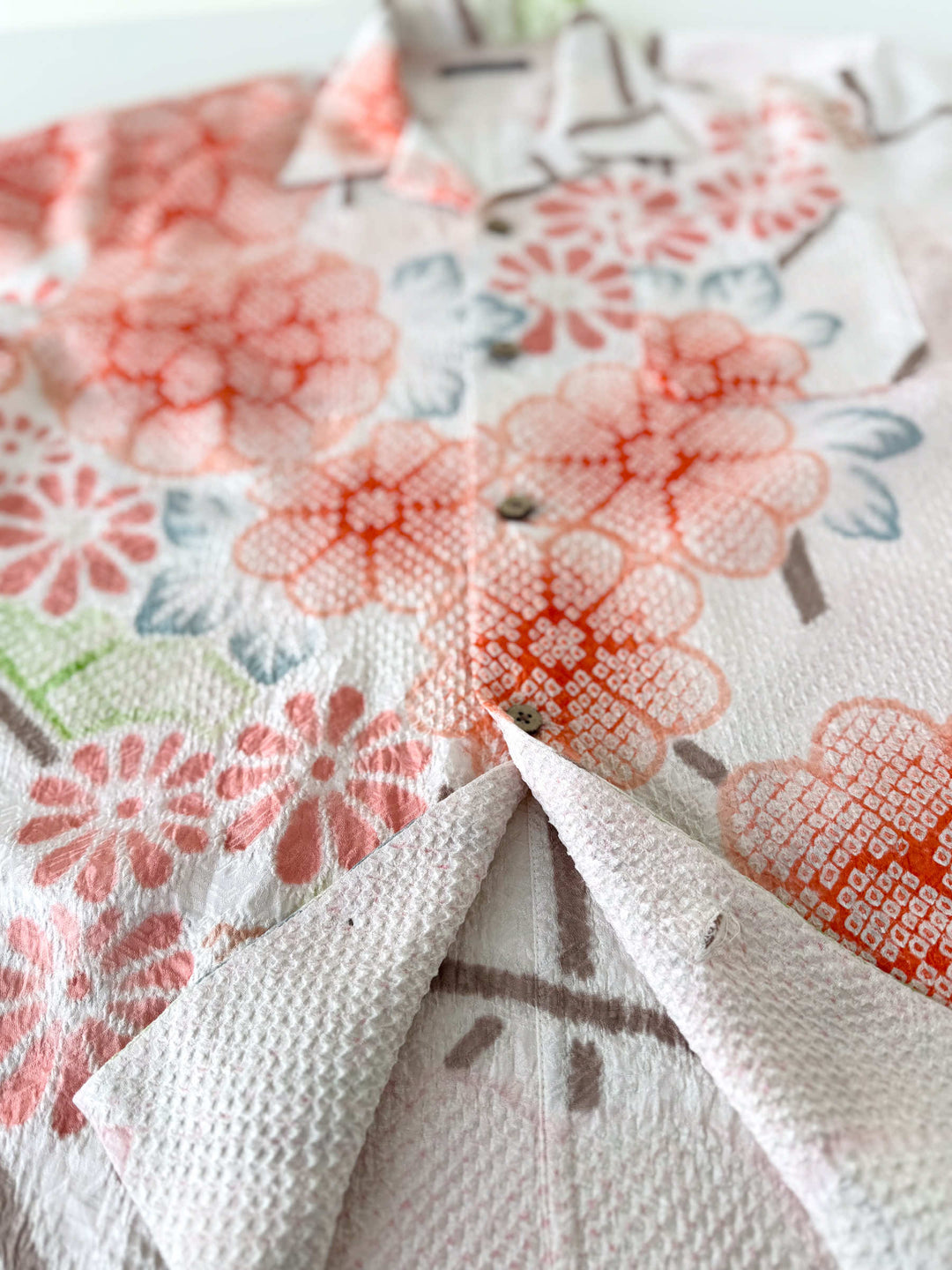 着物アロハシャツ「優しく咲く絞りA」AH100444