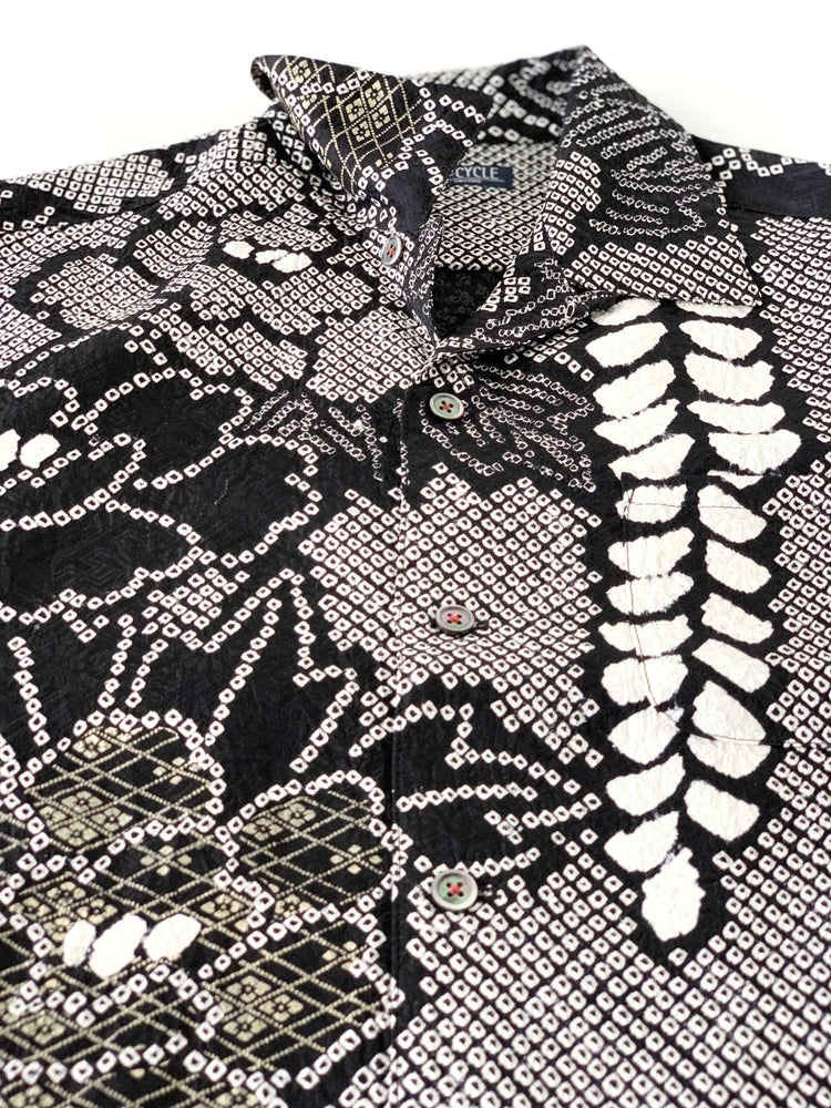 着物アロハシャツ「黒絞りの花模様A」AH100171 - 着物アロハシャツ専門店｜KIMONO-CYCLE